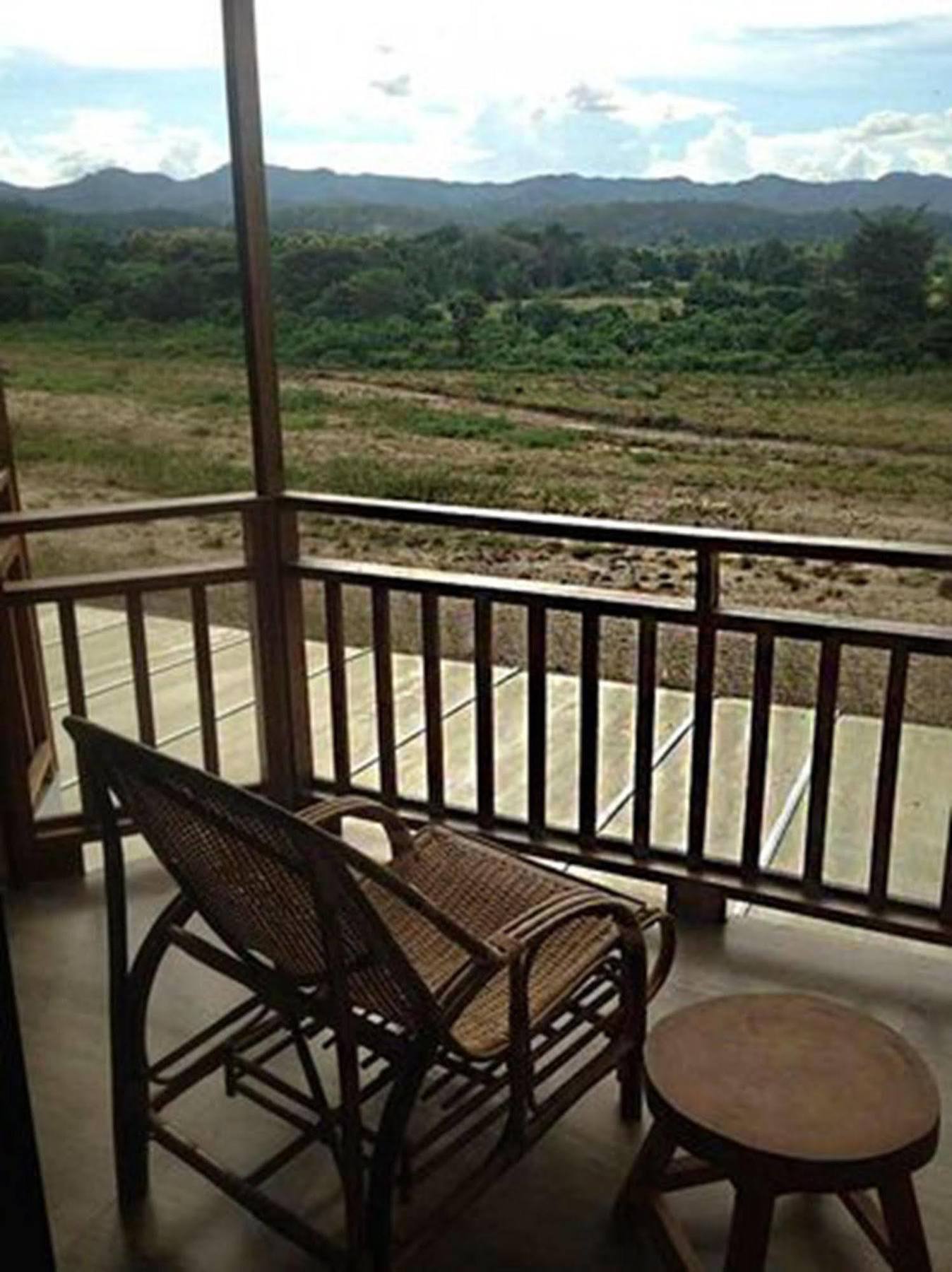 River Bank Resort Mae Sariang Extérieur photo